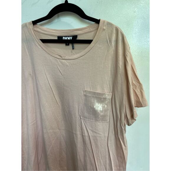 DKNY Pink T-Shirt With Sequin Front Pocket Woman’s Size XL-Spot On Front - Picture 2 of 8